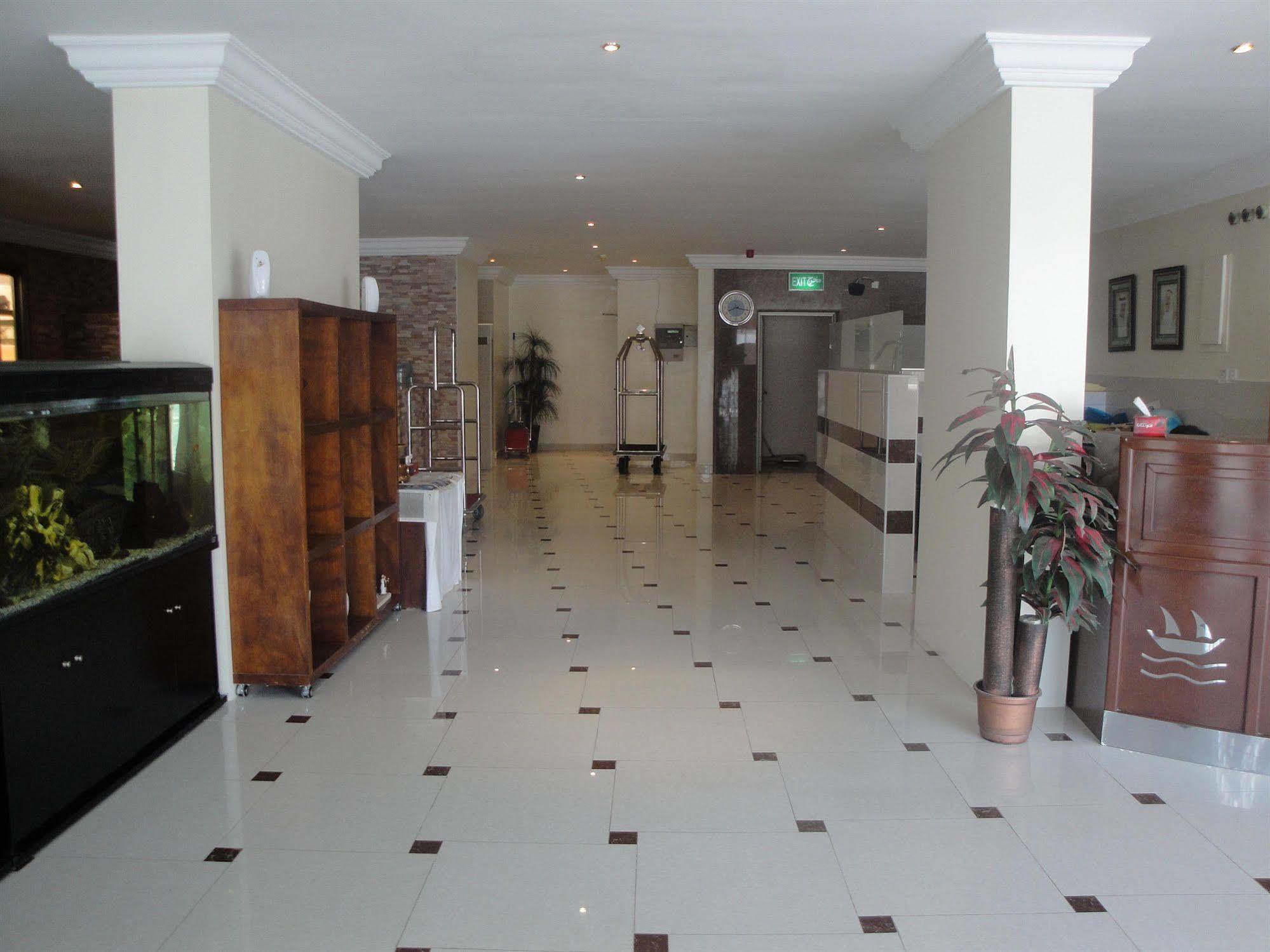 Marina Royal Hotel Suites Kuwait City Luaran gambar