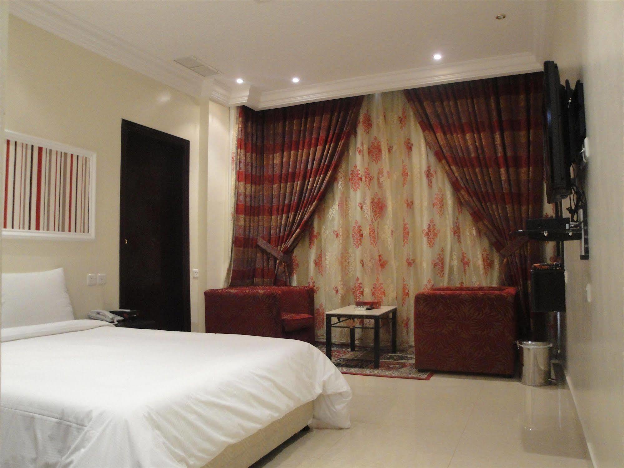 Marina Royal Hotel Suites Kuwait City Luaran gambar