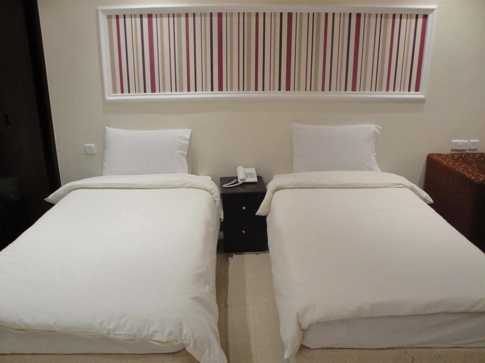 Marina Royal Hotel Suites Kuwait City Luaran gambar