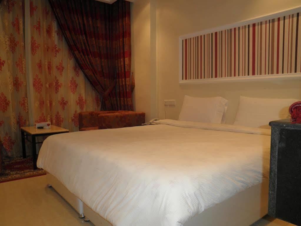 Marina Royal Hotel Suites Kuwait City Luaran gambar