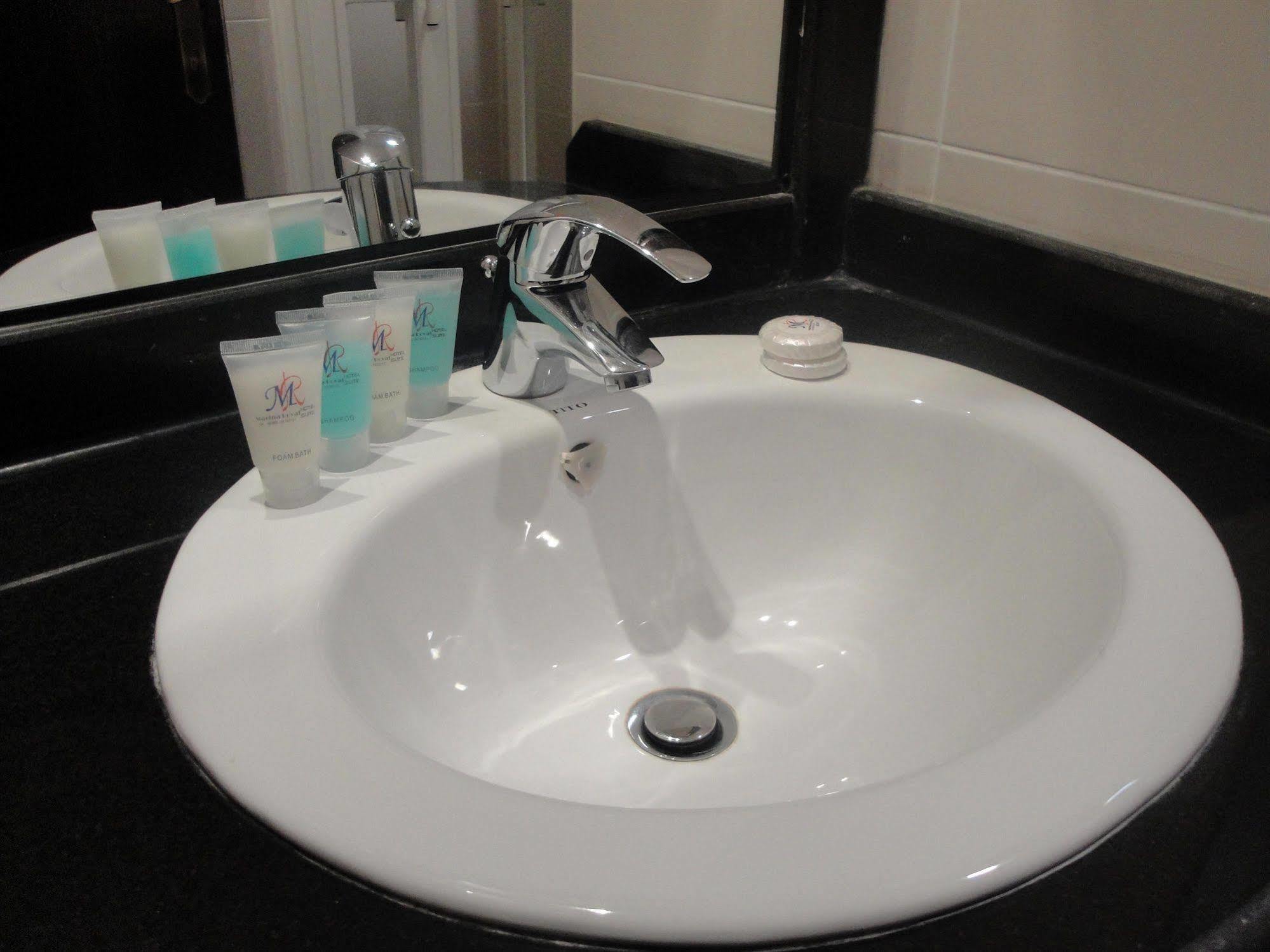 Marina Royal Hotel Suites Kuwait City Luaran gambar